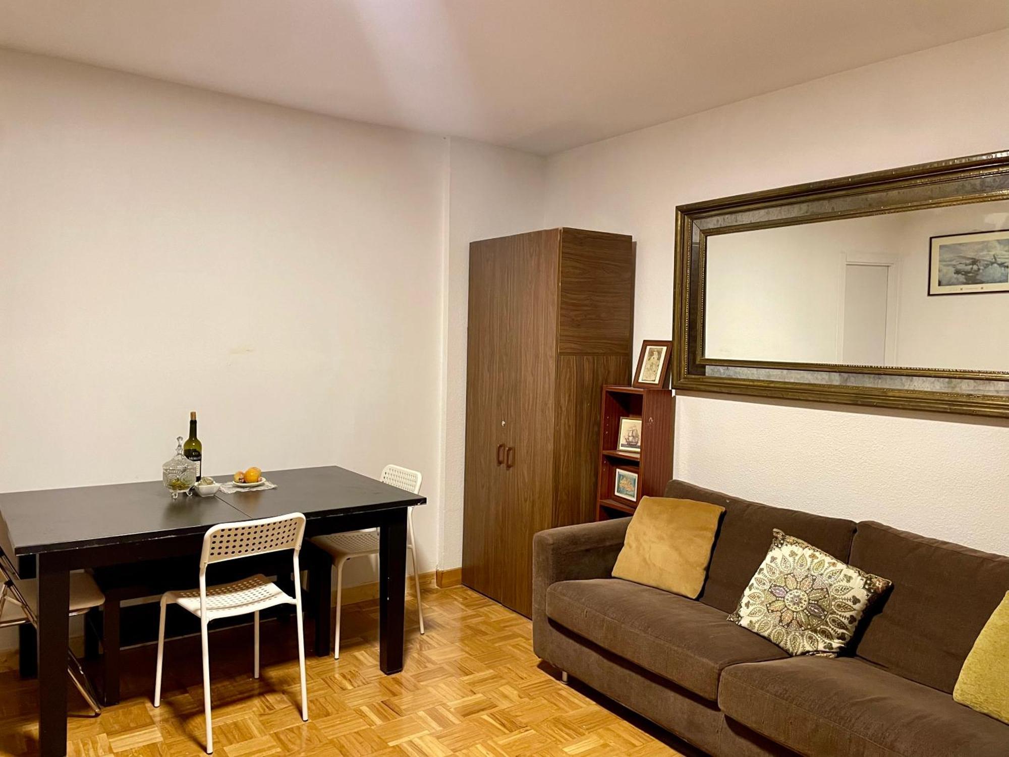 Private Rooms Madrid Atocha Buitenkant foto